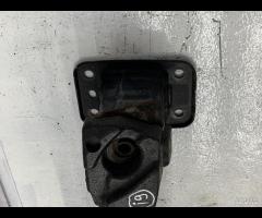 RINFORZO TRAVERSA PARAURTI SUPPORTO POSTERIORE BMW - 5