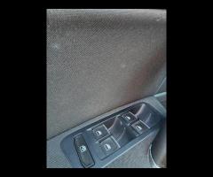 Volkswagen Golf 1.6 TDI 5p. Highline BlueMotion Te - 12