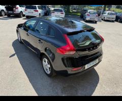 Volvo V40 D2 1.6 Diesel 115 cv - Neopatentati