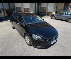 Volvo V40 D2 1.6 Diesel 115 cv - Neopatentati - 9