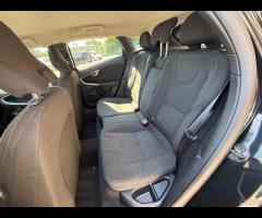 Volvo V40 D2 1.6 Diesel 115 cv - Neopatentati - 16