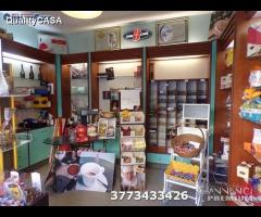 Negozio nel centro di falconara marittima