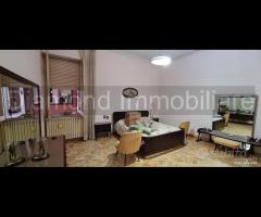 Casa singola con deposito e garage a Giarre centro - 15