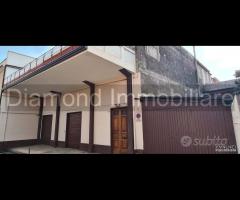 Casa singola con deposito e garage a Giarre centro - 17