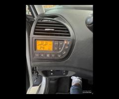 CITROEN C4 PICASSO 1.6 HDi - 15
