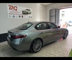 Alfa Romeo Giulia 2.2 Turbodiesel 180 CV AT8 Busin - 9