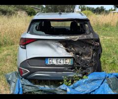 Kia Sportage 1.6 TGDi MHEV VETTURA DANNEGGIATA - 11