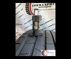 2 PNEUMATICI 235/50 R19 PIRELLI ESTIVE 75%