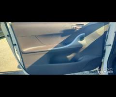 Ricambi Toyota IQ 1.0 B del 2009 - 19