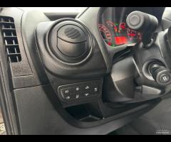 Fiat Qubo 1.3 MJT 95 CV Trekking - 11