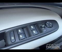 Fiat 600 Hybrid 100 CV DCT MHEV La Prima - 11