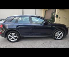 Audi Q5 35 TDI quattro S tronic Business