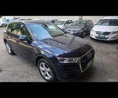 Audi Q5 35 TDI quattro S tronic Business