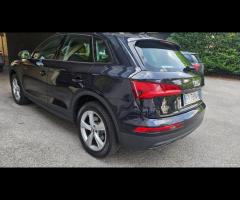 Audi Q5 35 TDI quattro S tronic Business - 28