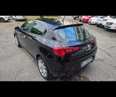 Alfa Romeo Giulietta 2.0 JTDm-2 140 CV Exclusive - 11