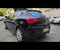Alfa Romeo Giulietta 2.0 JTDm-2 140 CV Exclusive - 28