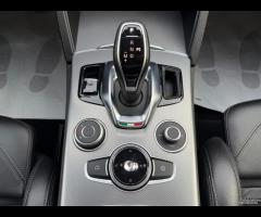 Alfa Romeo Stelvio 2.2 Turbodiesel 210 CV AT8 Q4 V - 19