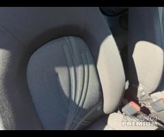 Lancia Ypsilon 1.4 Diva Ecochic GPL anno 03.2011 o - 8