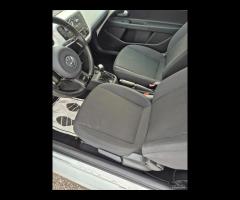 Volkswagen up! 1.0 75 CV 3p. white - 10
