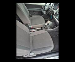 Volkswagen up! 1.0 75 CV 3p. white - 17