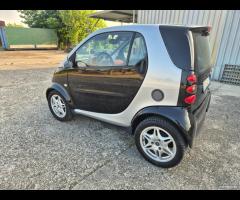 Smart 700 city-coupé pure (45 kW)