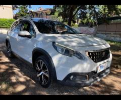 Peugeot 2008 BlueHDi 100 Allure