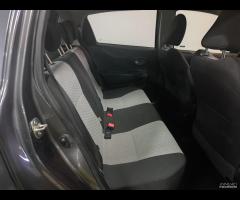 Toyota Yaris 1.0 ben.unico prop 2013 - 16