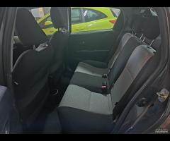 Toyota Yaris 1.0 ben.unico prop 2013 - 23