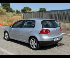 Volkswagen Golf 2.0 TDI 140cv 5p. Sportline - 13