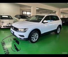 Volkswagen Tiguan 2.0 TDI SCR DSG 4MOTION Executiv - 1