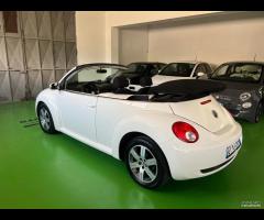 Volkswagen New Beetle 1.9 TDI 105CV Cabrio - 7