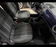Volkswagen UP! 1.0 Club 60 cv. - 10