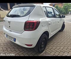 Dacia Sandero 0.9 Laureate - 3