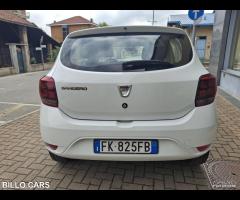 Dacia Sandero 0.9 Laureate - 4