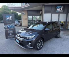 Kia Stonic 1.4 MPI 100 CV - Neopatentati