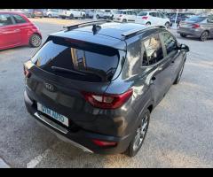 Kia Stonic 1.4 MPI 100 CV - Neopatentati - 10