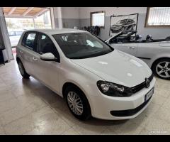 Volkswagen GOLF 6 TDi 1.6 CC. 105 cv.