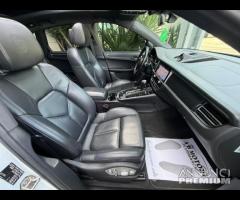 Porsche Macan 2.0 T 265CV