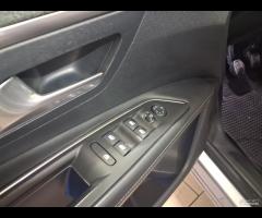 Peugeot 3008 1.6 HDi 120 S&S Allure 2018 - 16