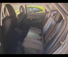 Peugeot 3008 1.6 HDi 120 S&S Allure 2018 - 17