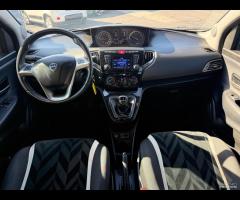 Lancia Ypsilon 1.3 MJT 95cv Gold - 2
