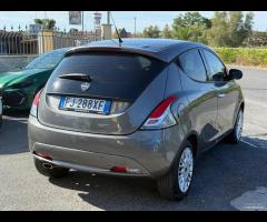 Lancia Ypsilon 1.3 MJT 95cv Gold - 12