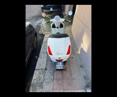 Piaggio Vespa 125 GTS