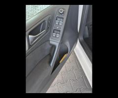 Volkswagen Golf Plus 1.6 TDI DPF Highline - 10