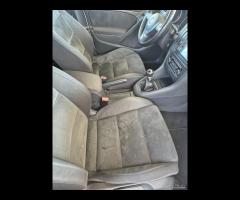 Volkswagen Golf Plus 1.6 TDI DPF Highline - 17