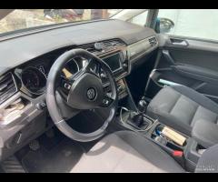 Volkswagen Touran 2.0 TDI 150 CV SCR Highline Blue - 9