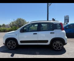 Fiat Panda 1.0 hybrid CITY LIFE Schermo 7" - 12