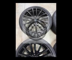Cerchi 22 neri e pneumatici originali Bmw X5 X6