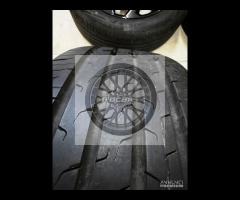 Cerchi 17 neri e pneumatici Toyota Yaris Cross - 10