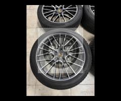 Cerchi 21 e pneumatici originali Porsche Cayenne